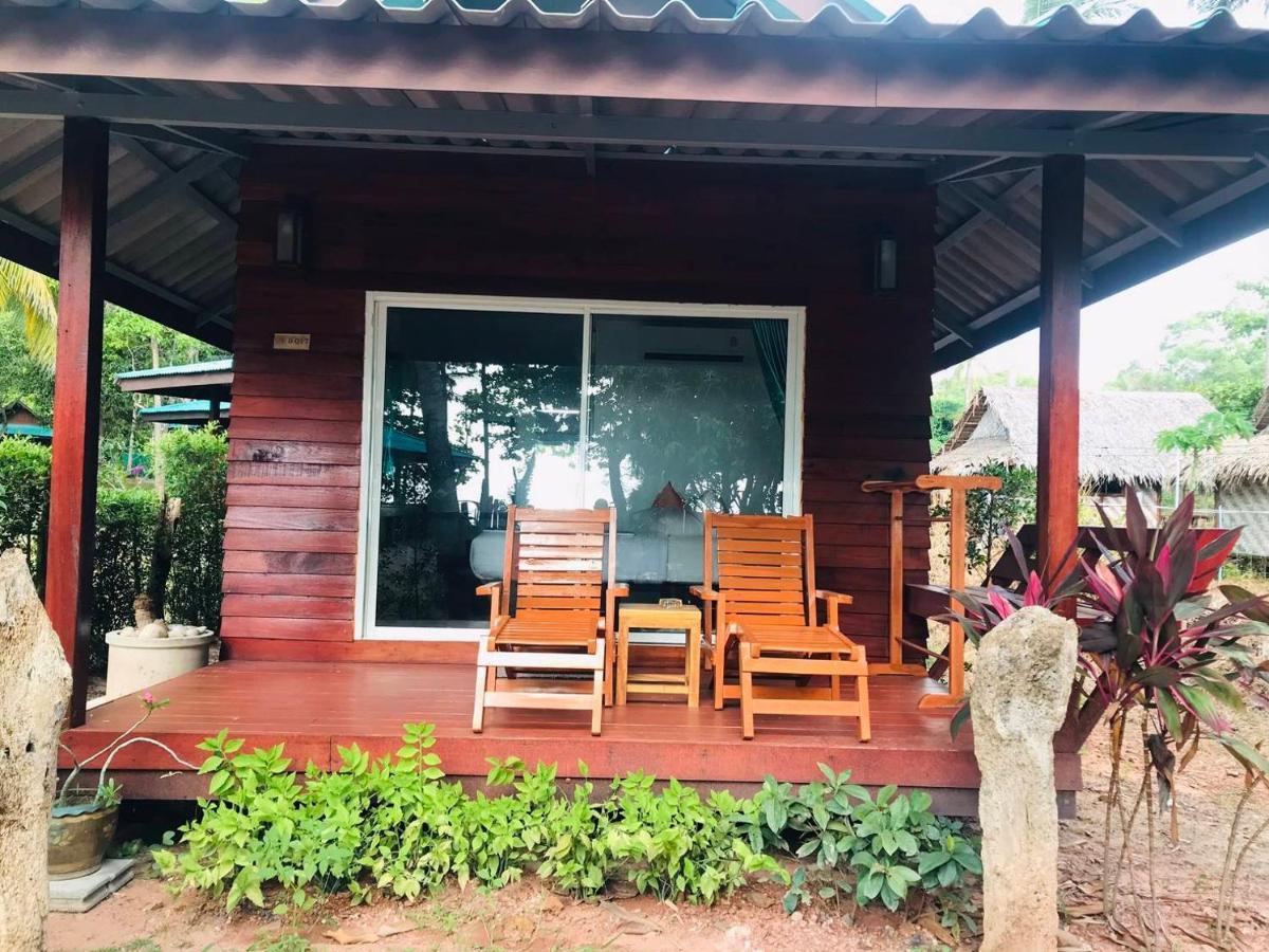 Koh Jum Delight Beach Exterior foto